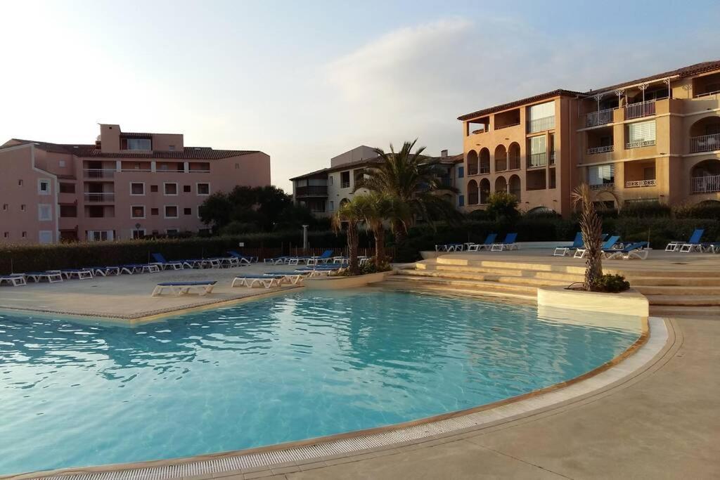 Magnifique Rez De Jardin & Piscine & Bord De Mer Apartamento Six-Fours-les-Plages Exterior foto