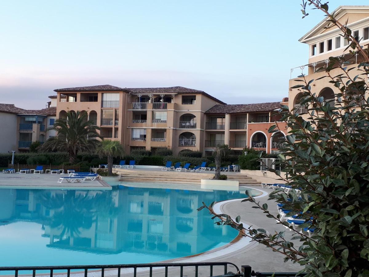 Magnifique Rez De Jardin & Piscine & Bord De Mer Apartamento Six-Fours-les-Plages Exterior foto